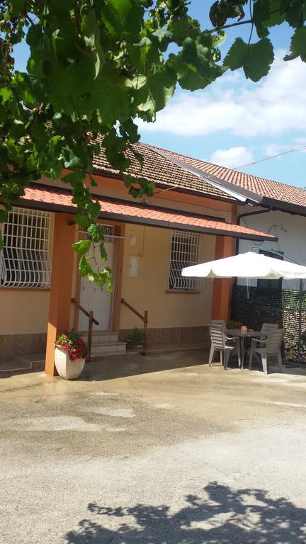 La Casa Dei Nonni Campagna Exterior foto